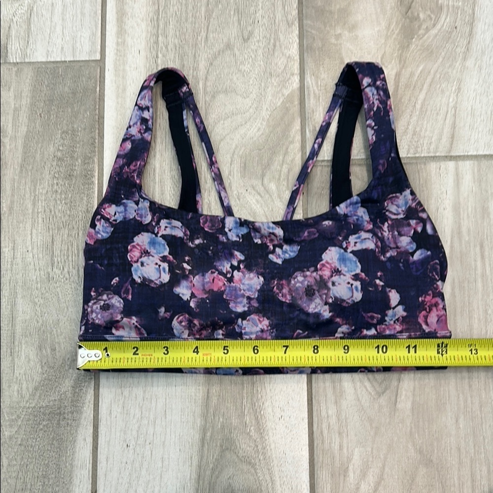 Athleta Exhale Sports Bra - Picture 6 of 7
